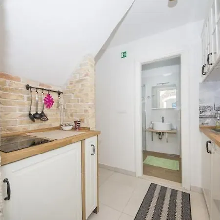 Stone Elegance St - Rudula Appartement *